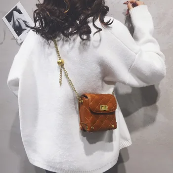 

2020 Vintage Small Linge Rivet Chain Bag Shoulder Messenger Bags Women Handbags Fashion Ladies Clutch Casual Totes Female Purse