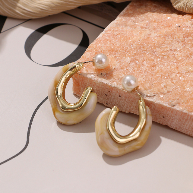 Butterfly Hoop Earring Set Women's Vintage Bohemian Acrylic Pearl Circle Alloy Drop Earrings Brincos Jewelry Gift