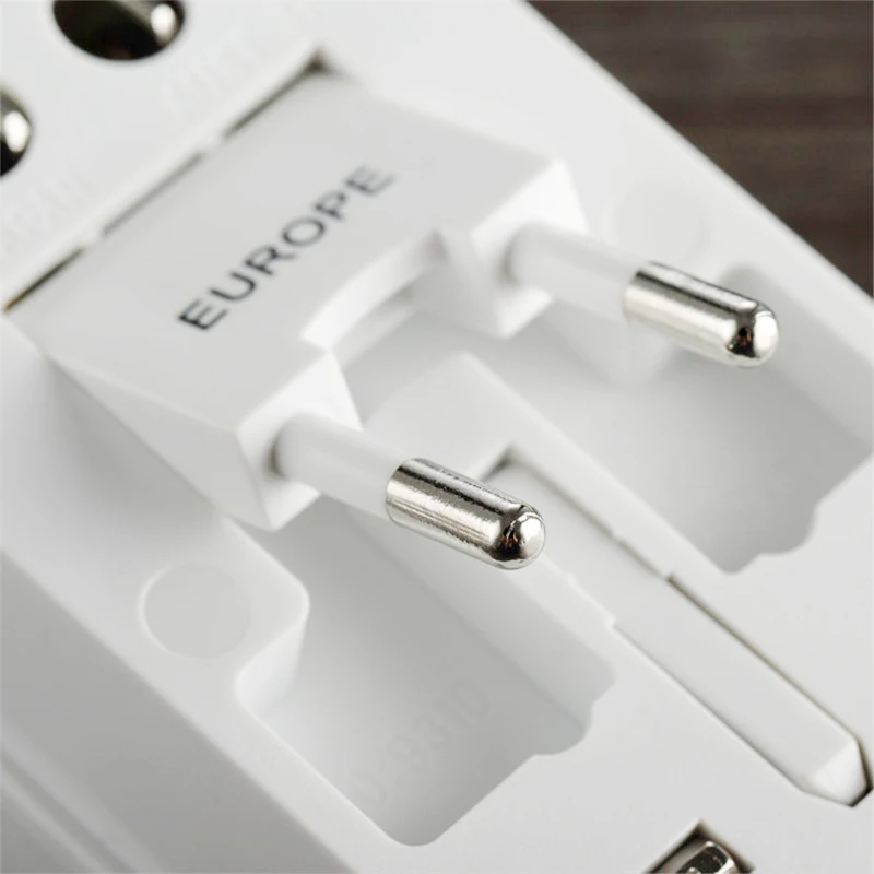 Universal International Plug Adapter with 2 USB Port World Travel AC Power Adaptor Charger with AU US UK EU Converter