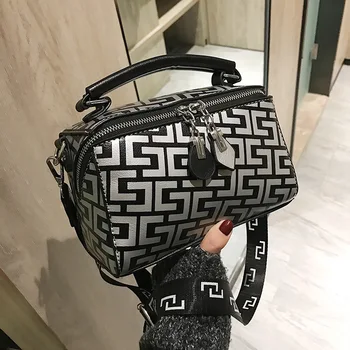 

2020 New Soft Leather Women's Bag Shoulder Pillow Bag Boston Tote Purses and Handbags Luxury Handbags Women Bags Designer Flap