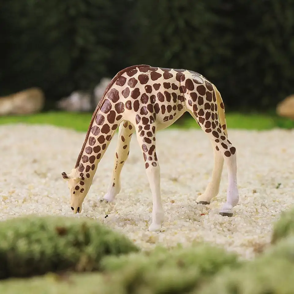 HO Scale Model Railroad Animals – 12/24 Painted Moose & Deer Figures | Perfect For Layouts & Dioramas