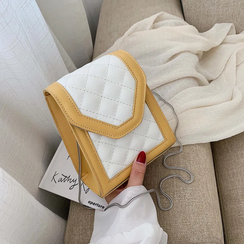 

New Arrival Bag Women's 2020 New Style Versitile Fashion Shoulder Bag Simple Rhombus Bag with Chain Shoulder Bag Phone Package W