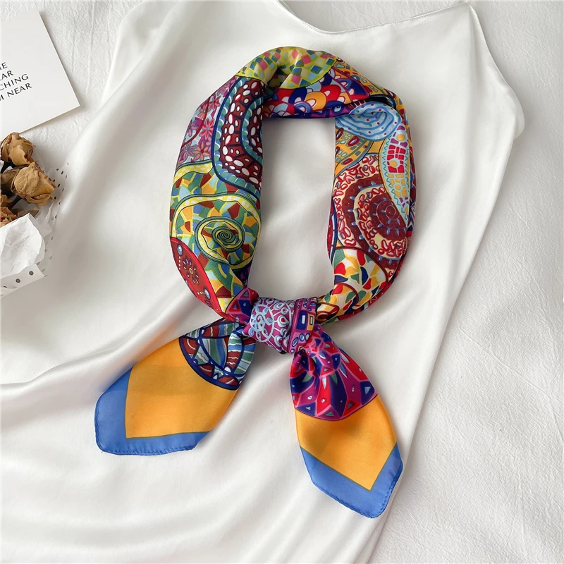 

2022 Satin Square Scarf For Women Headband Silk Shawl Neckerchief Female Foulard Hijab Headscarf Summer Print Hair Wrap Bandana