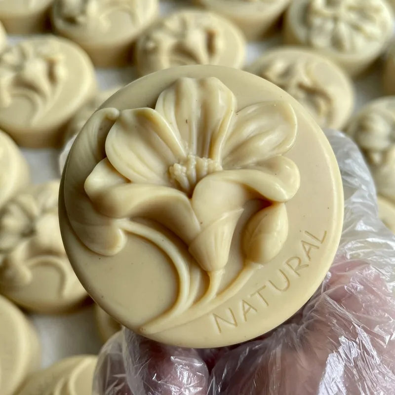 Silicone Mold Round Silicone Soap Mold Flower Silicone Mould for Natural Soap Decorating Scented Wax Melt Molds