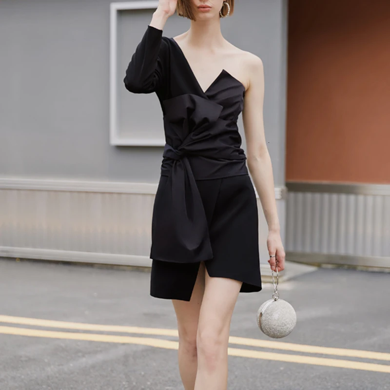 TWOTWINSTYLE платье без бретелек на шнуровке для женщин с открытыми плечами, Необычные платья с высокой талией для женщин, сексуальная модная одежда