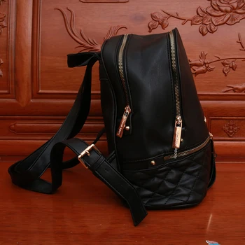 

Europe and America Fashion Multifunctional Women Backpack Luxury Black Leather Rivet Backpacks Women Travel Bag Waterproof Schoo