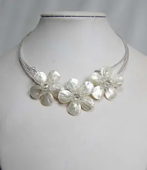 

Bridesmaid choker Beaded Jewelry,Pearl beadwork bib,statement necklace,flower necklace