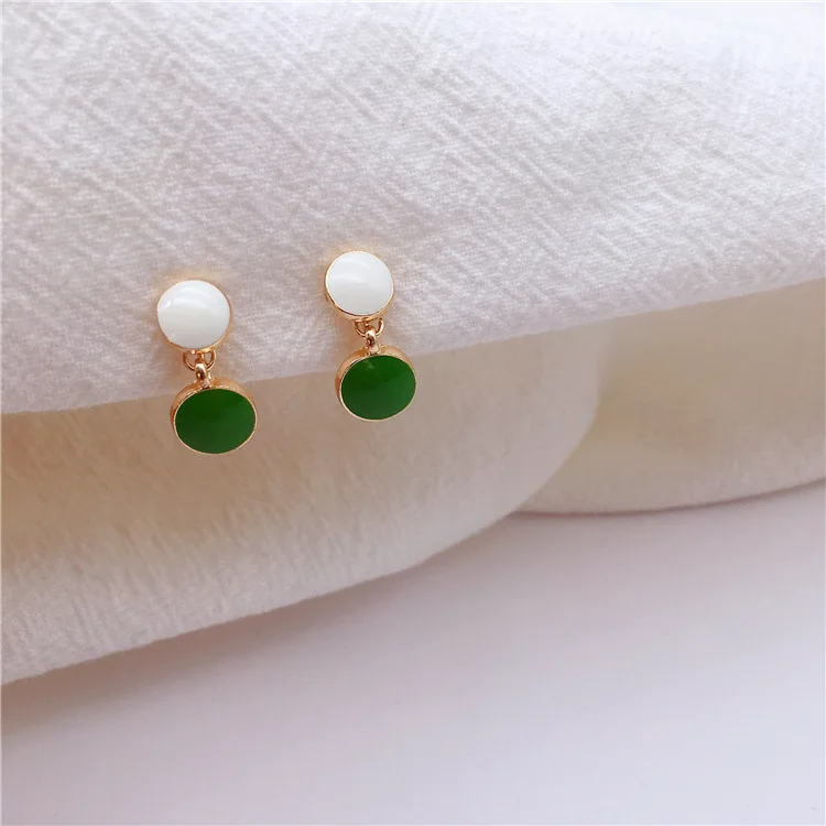 

Small fresh crash color small earrings no ear hole ear clip Yiwu alloy drop oil ear jewelry