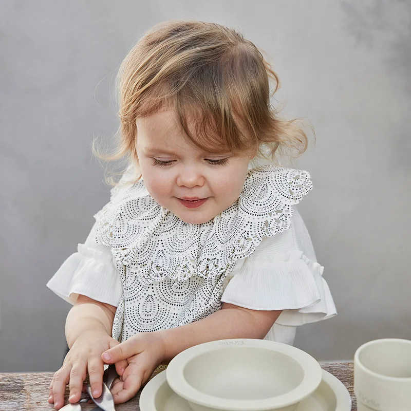 Waterproof Baby Food Eating Bibs Baby's Mess Smock for Children Feeding Cloths Sleeveless Bib with Pocket Kids Aprons New Born