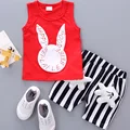 Новинка 2018 года, летний комплект одежды в полоску для маленьких девочек детский жилет с рисунком кролика + шорты, комплекты детская одежда для детей возрастом до 2 лет, 2 предмета - фото