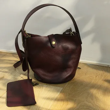 

2020 new product wide shoulder simple and versatile bucket bag head layer cowhide large capacity single shoulder diagonal bag