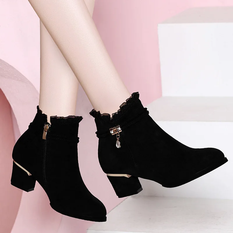 

Chunky Heel Short Boots Women's Semi-high Heeled 2019 Autumn And Winter New Style Thick Bottomed Martin Boots Women's Versitile