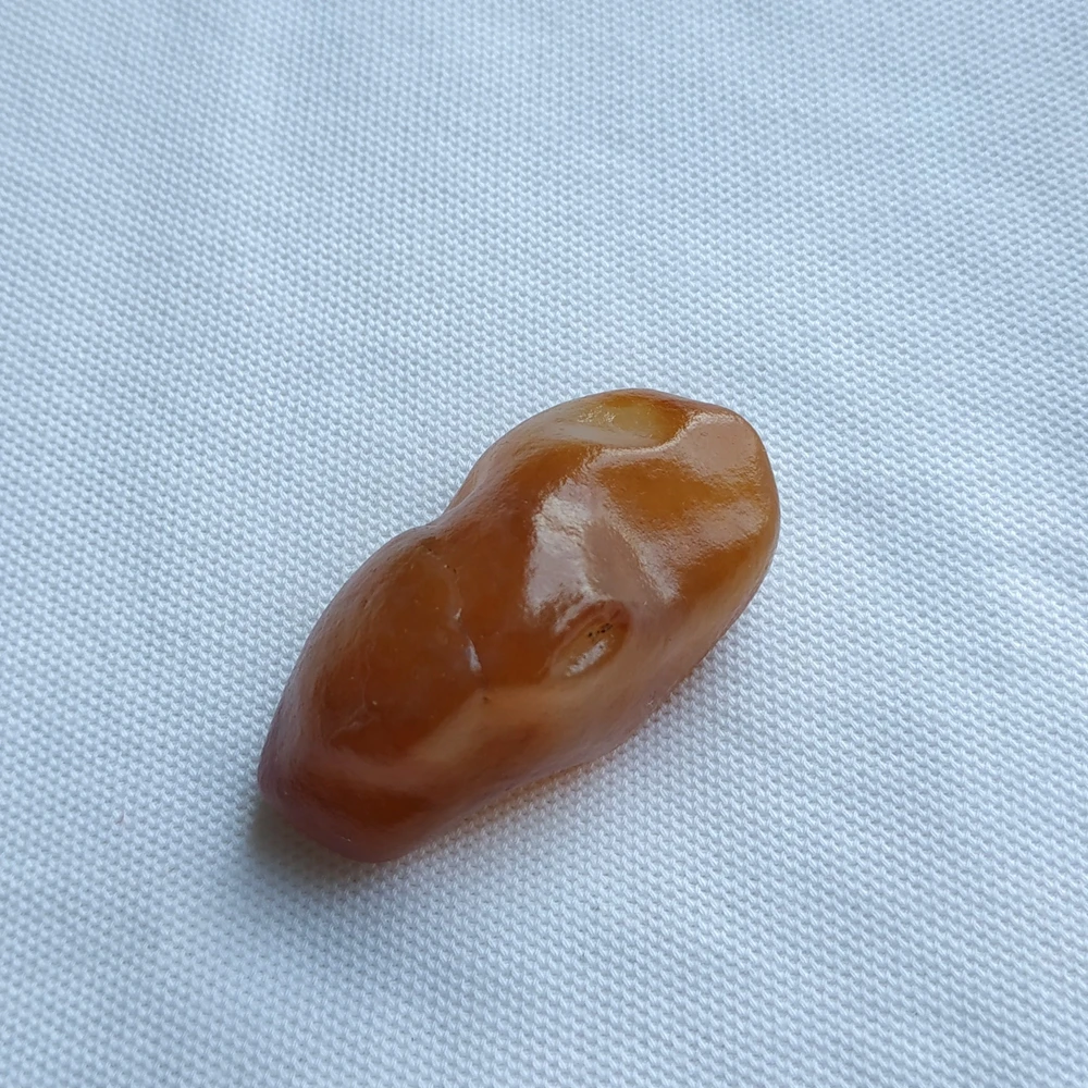 Natural beautiful stone Ornamental raw stone raw agate Silk Road Collectibles unique collection Natural beautiful stone Ornamental raw stone raw agate Silk Road Collectibles unique collection
