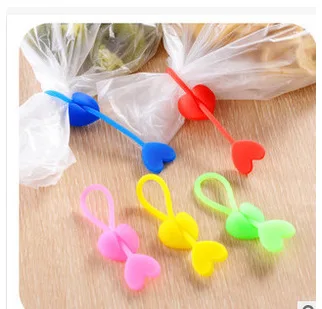 

10pcs/lot Colorful Food Snack Sealing Bag Clips Love Shape Silicone Strap Food Bag Bundle Kitchen Accessories Kitchen Storage