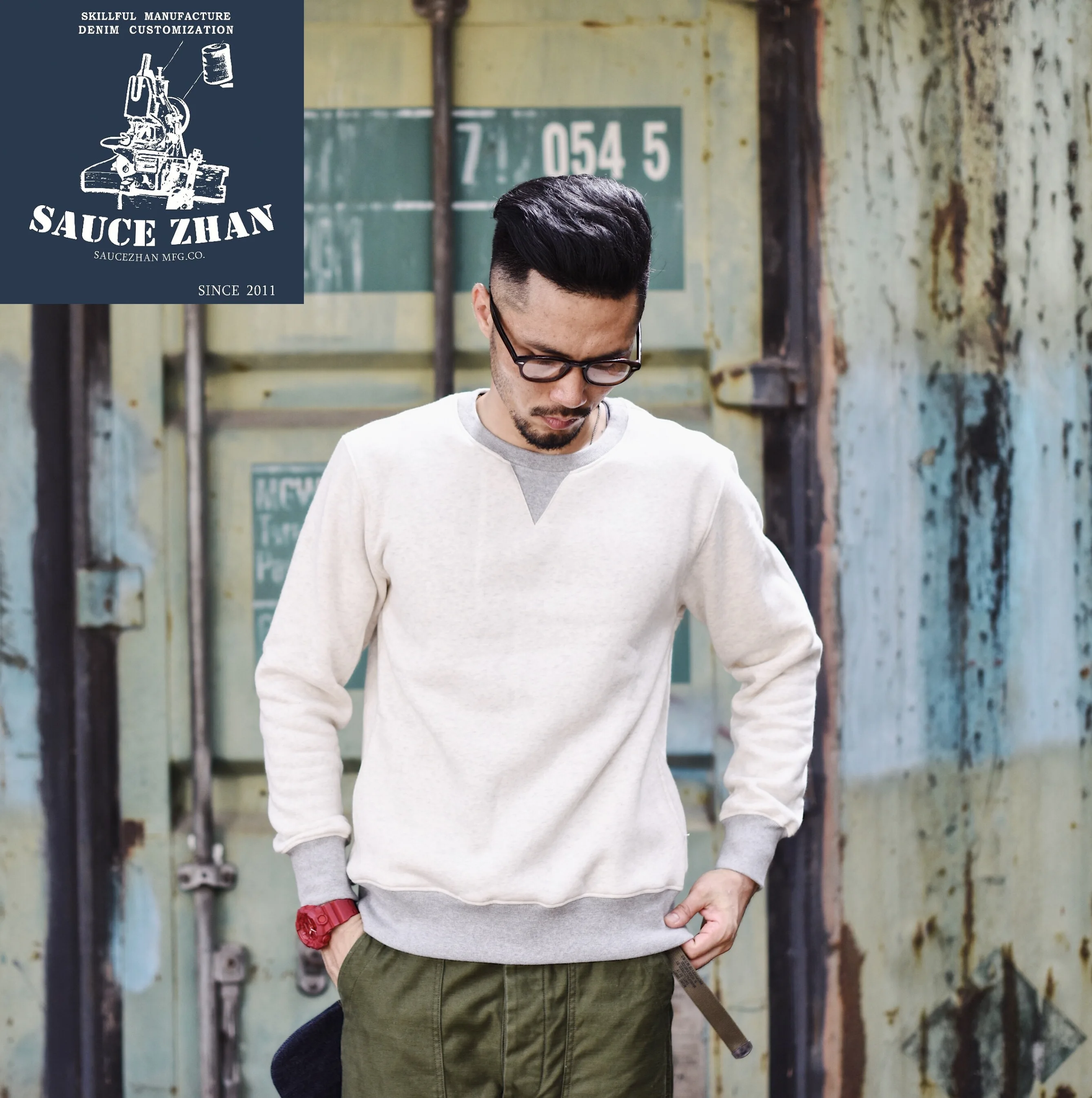 

Sauce-dipped 3-colour Velvet hoodie and Hoodie VINTAGE Amika Cotton Jacket with Long Sleeve and Round Collar