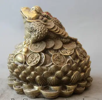 

5" Chinese Brass Golden Toad Spittor Lotus Flower Wealth Rich Statue Sculpture