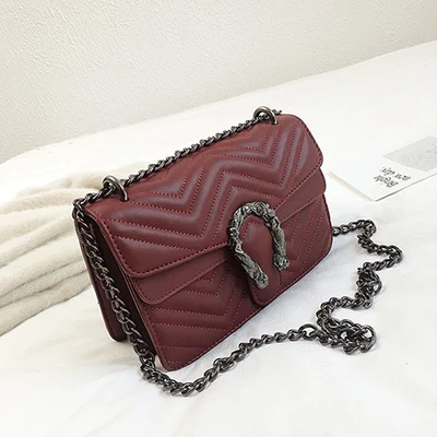 wine red DORANMI Полосатые Кожаные сумки с клапаном для женщин Осенняя Женская квадратная сумка на плечо с цепью ремешком Bolso Mujer CBB348 - Цвет: wine red