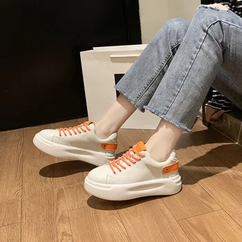 

Small white shoes women's wild 2020 spring sponge cake sports shoes casual increase women's shoes vulcanized shoes