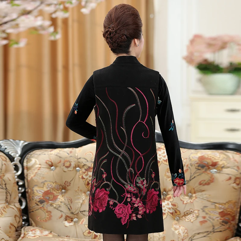 Günstig Frauen Elegante mittleren alters Herbst Und Winter kleid Set plus größe beiläufige Gestickte blume weste jacke + kleid mutter zwei  stück