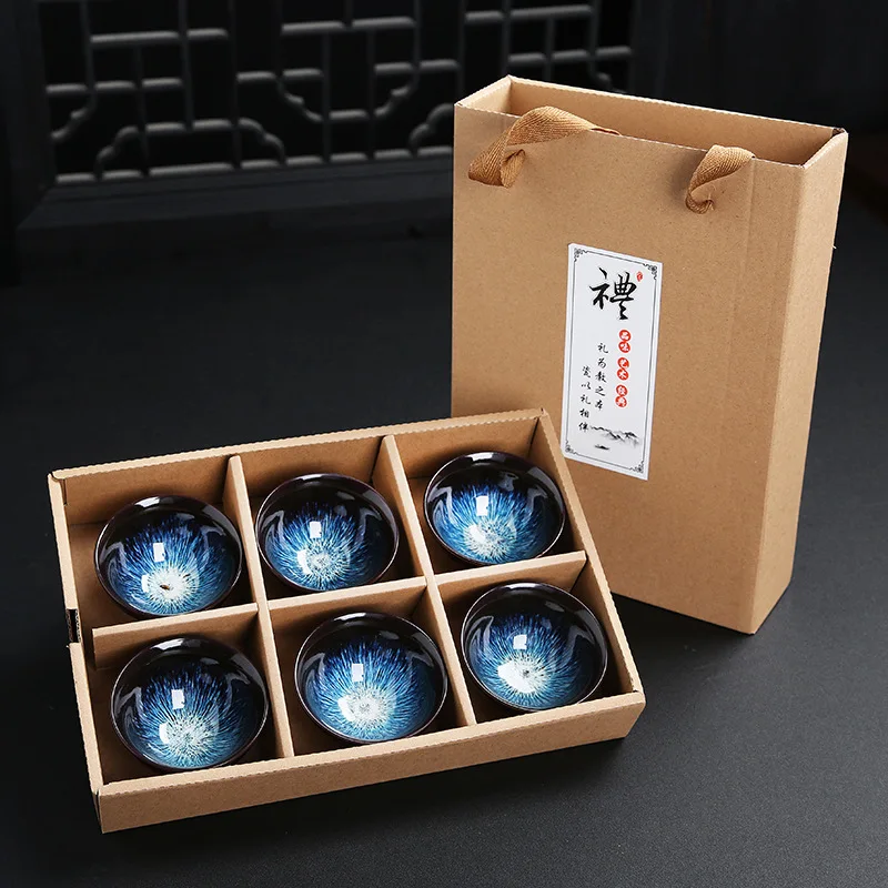 9238343975_1236380775