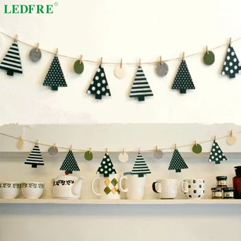 

New Year Christmas Decoration Photo Wall Decoration Garland Flag Party Layout 3 Meters Christmas Tree Small Flag LF98001