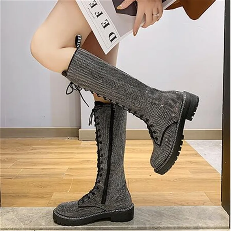 Tanie Moda Sexy kobiet sznurowane kolana wysokie długie buty Bling Rhinestone skórzane buty na platformie czarny srebrny Zapatos De Mujer