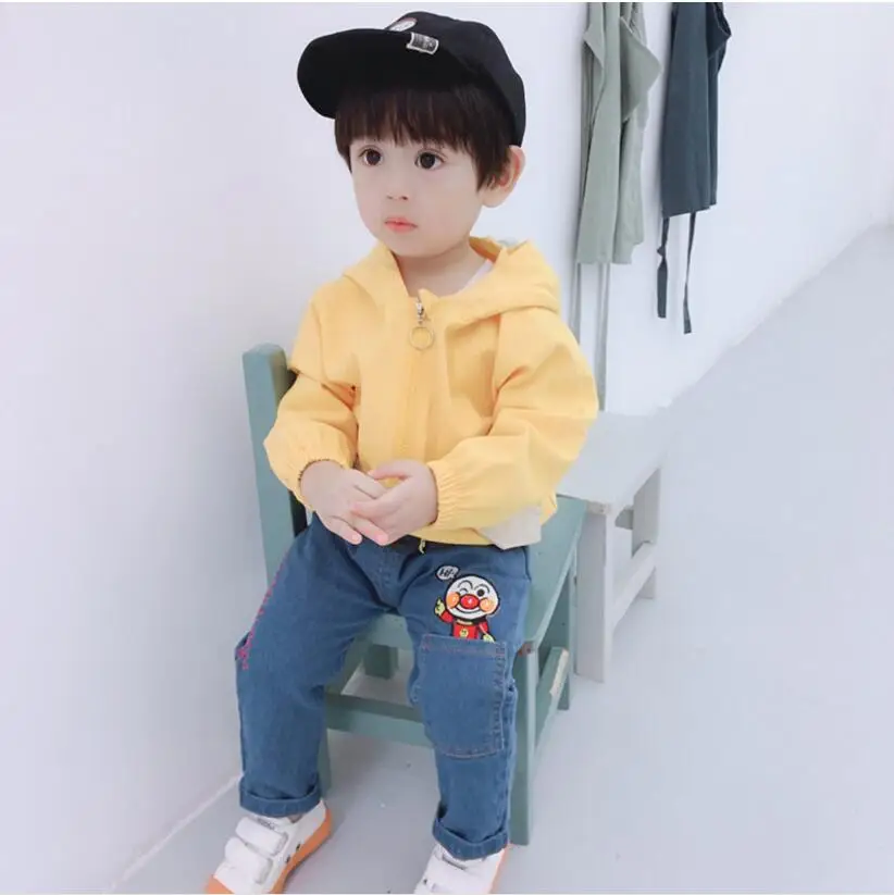 Boys'Dress для весенне-осеннего периода Детская куртка детская модная одежда, шапка, с длинными рукавами и принтом из мультфильма; пальто с рисунком Супермена, пекарни ветровка на молнии