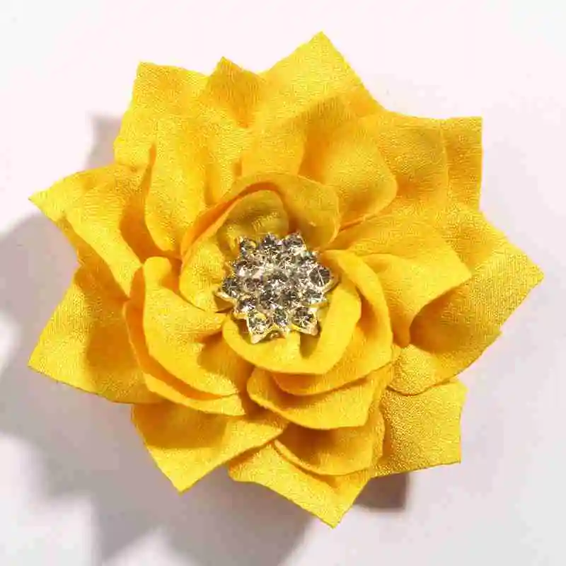 Yellow 200 шт 7,5 см 2,9" модные цветы из ткани в форме лотоса со звездой Стразы для заколки для волос аксессуары для свадебного букета - Цвет: Yellow