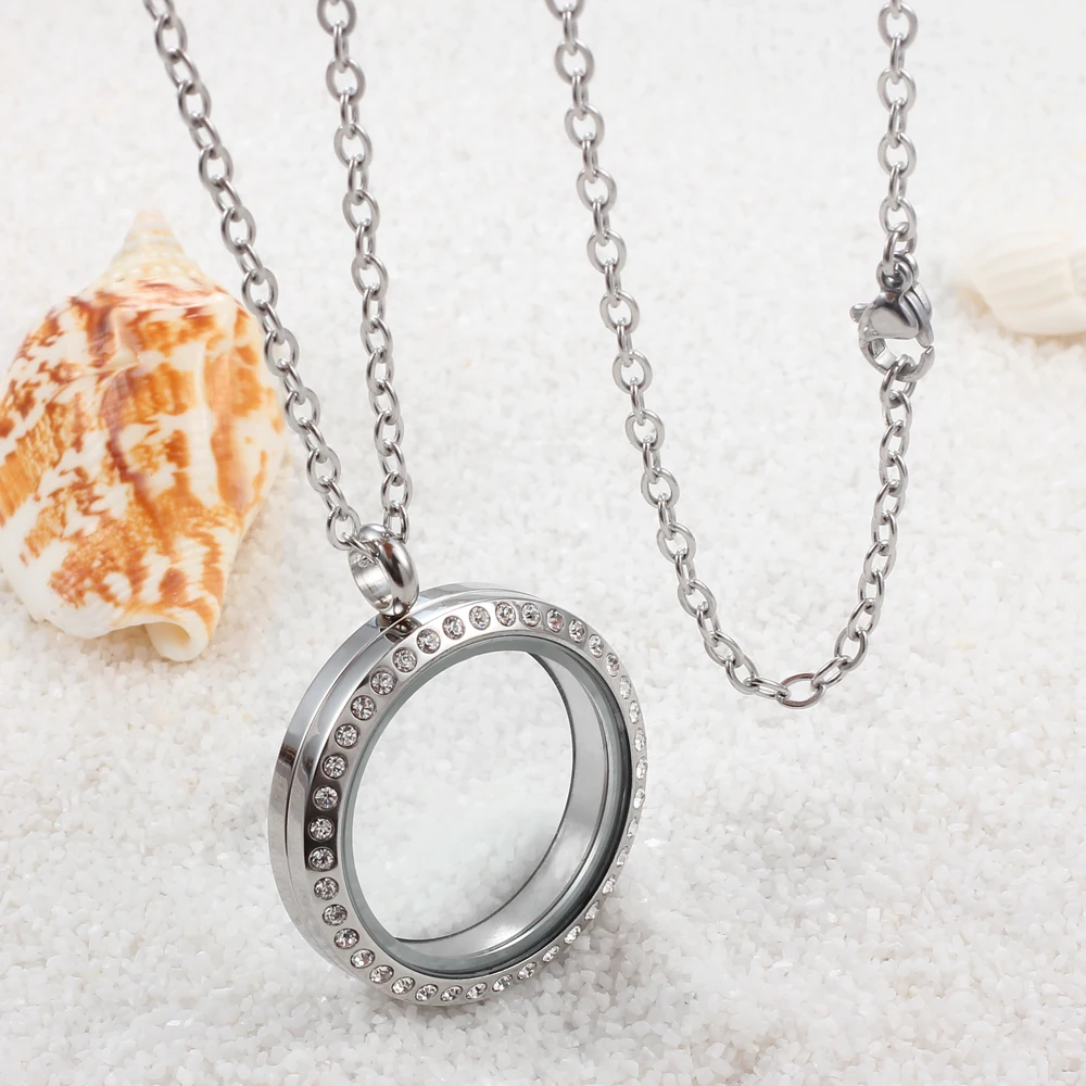 拧盖带钻玻璃项链场景图2