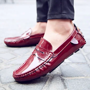 

en penny loafers slip on moccasins burgundy patent leather non-slip driving shoes men outdoor leather loafers black white