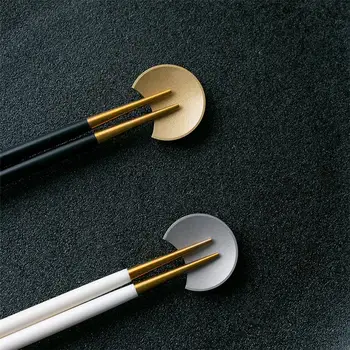 

Crescent Moon Shape Chopstick Rest Copper Creative Chopsticks Holder for Home Hotel Restaurant