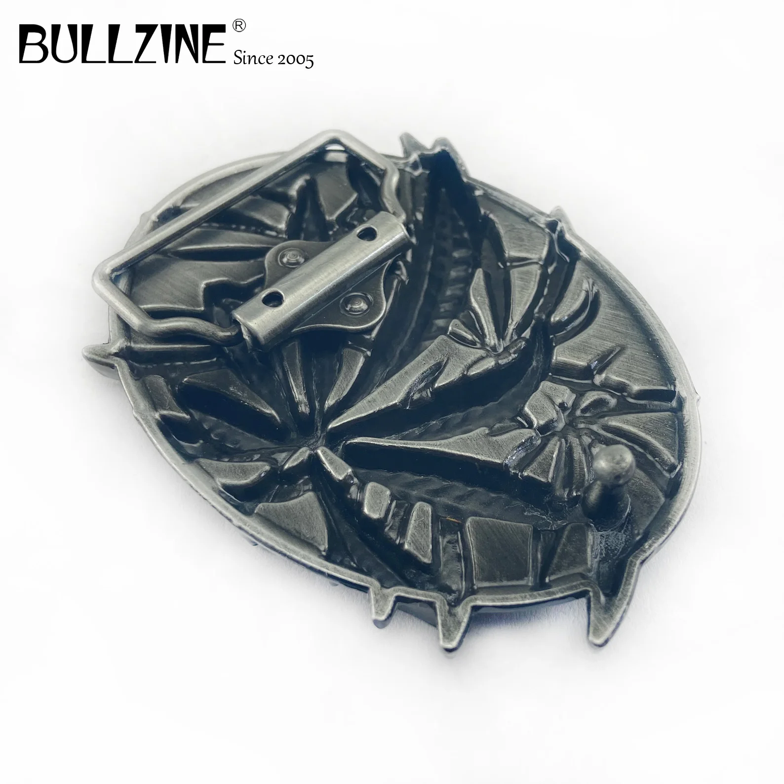 Пряжка для ремня Bullzine Leaf с отделкой из олова и Зеленым Эмалевым FP 02174 1 подходит