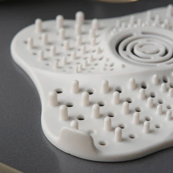 

Rubber Hair Catch Shower Drainer Flexible Bathtub Strainer with 4 Strong Suction Cups YE-Hot