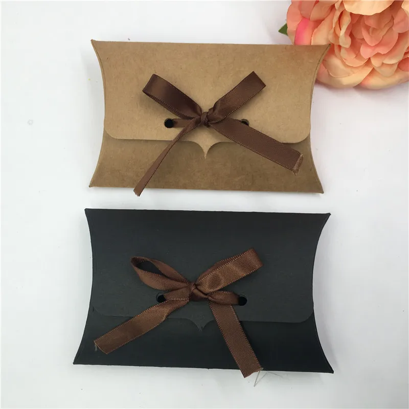 

100Pcs/Lot Kraft Paper Pillow Boxes For Happy Birthday Cake Candle Packaging Container DIY Pillow Boxes With Ribbons Wholesale