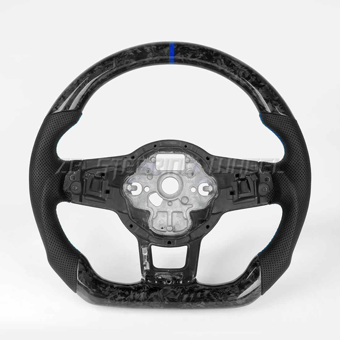 

Customized Forged Carbon Fiber Steering Wheel For Volkswagen VW Golf 7 MK7 MK7.5 GTI R with Perforated Leather Steering Wheel