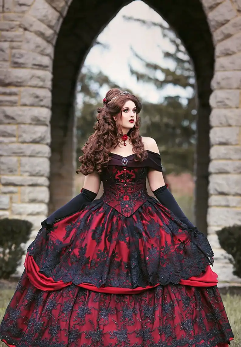 Gothic Belle Red Black Lace Wedding Gown Vintage Lace-up Corset Strapless  Tiered Beauty Off Shoulder Plus Size Bridal Gown - AliExpress, image size:794x1141