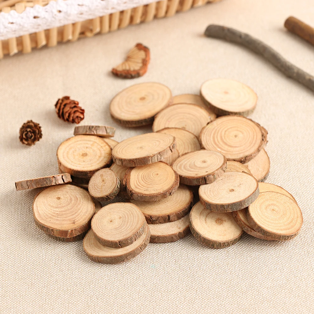50pcs 50 шт. Натуральный Деревянный чип Популярные ремесла Рождественские резные украшения смешанной формы кулон орнамент украшения для скрапбукинга - Цвет: 50pcs