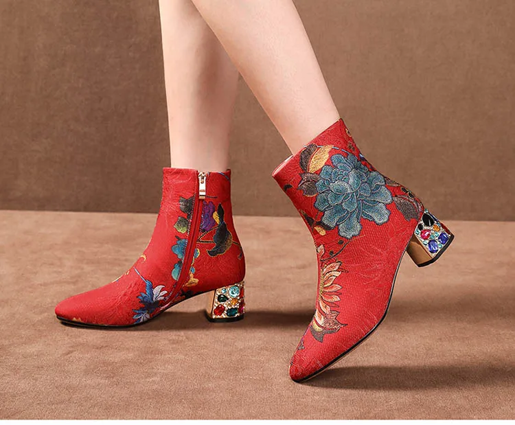 Phoentin Цветочная вышивка ботильоны, женская обувь с украшением в виде кристаллов на среднем каблуке, с застежкой-молнией и декоративной строчкой застежка круглый носок жаккардовая ткань Тканевая обувь размера плюс FT739