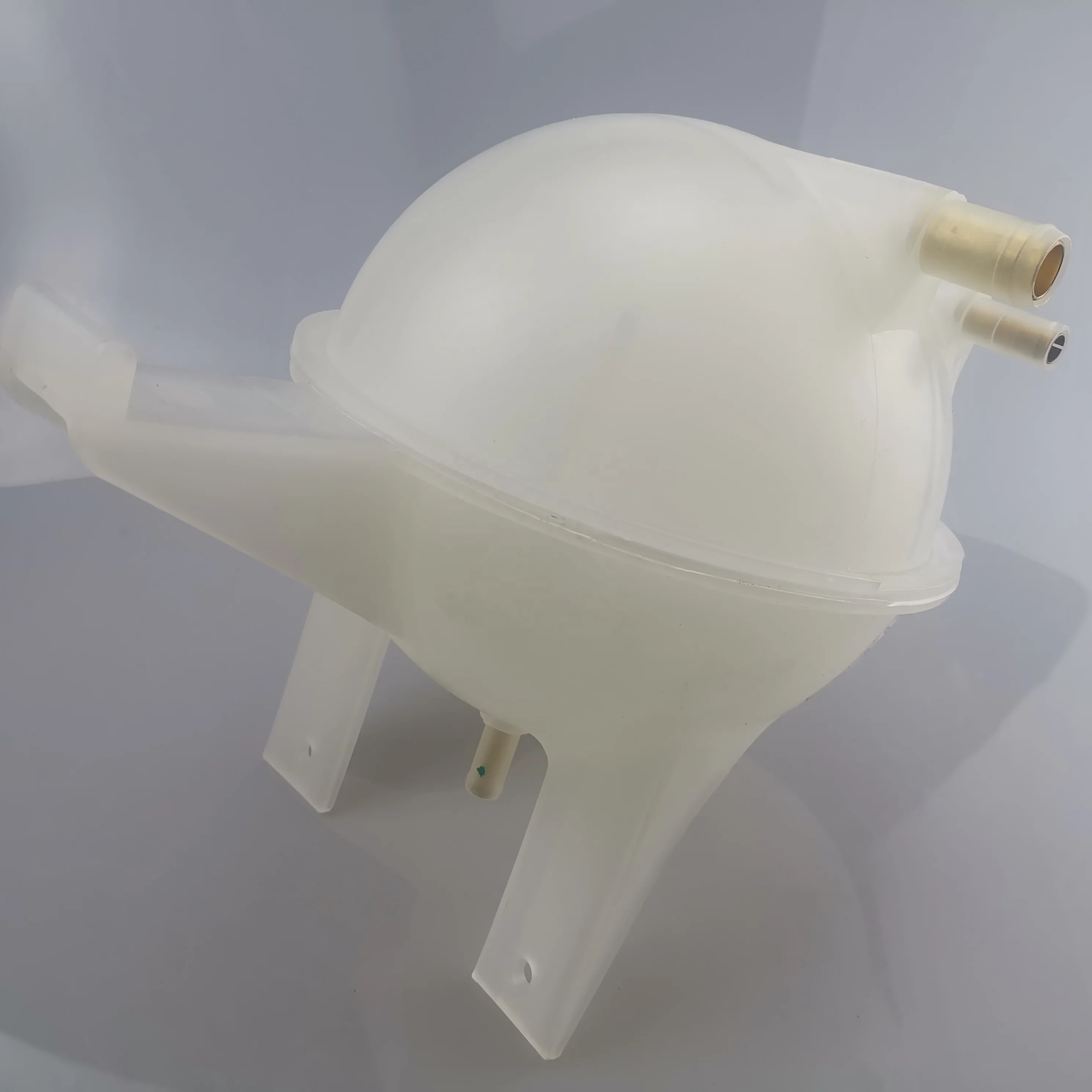 for SAIC MAXUS V80 Vice Water Tank C00002406 | Автомобили и мотоциклы