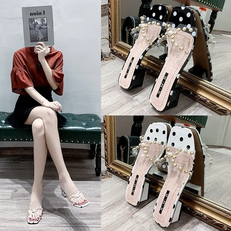 

Women Flat Slippers Rhinestone Crystal Shoes mid heel Female Open Toe Causal Flip Flops Ladies Hot Beach Shoe Jelly Slides 2020