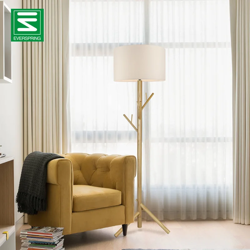

Northern European-Style Floor Lamp Living Room Bedroom Simple American-Style Modern Solid Wood LED Creative Clothes Hanger Hotel