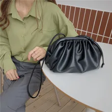 Облачная мягкая женская сумка из искусственной кожи новая сумка через плечо из клецки легкая сумка через плечо со складками клатч