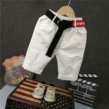 Детская одежда для мальчиков; Летний Стиль; белые джинсовые шорты с дырками; хлопковые эластичные повседневные Капри