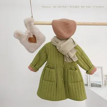 Корейский стиль; Новинка; зимнее хлопковое пальто с подкладкой для маленьких девочек; платье с милым бантом; детская одежда; Детские платья принцессы