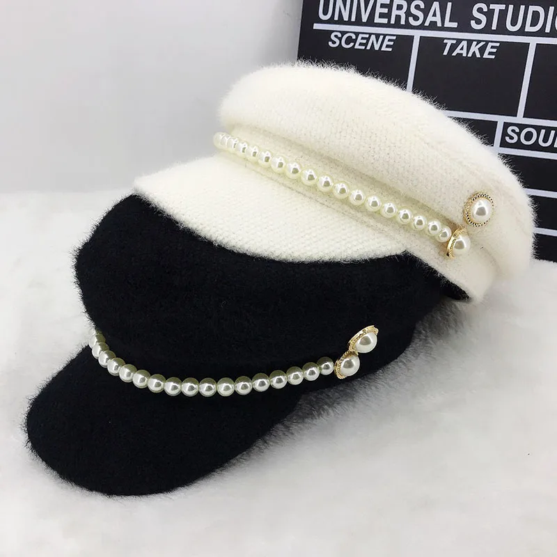 New Warm White winter caps women newsboy caps female pearl Band Fur Hat Black military caps vintage flat top thick warm hats