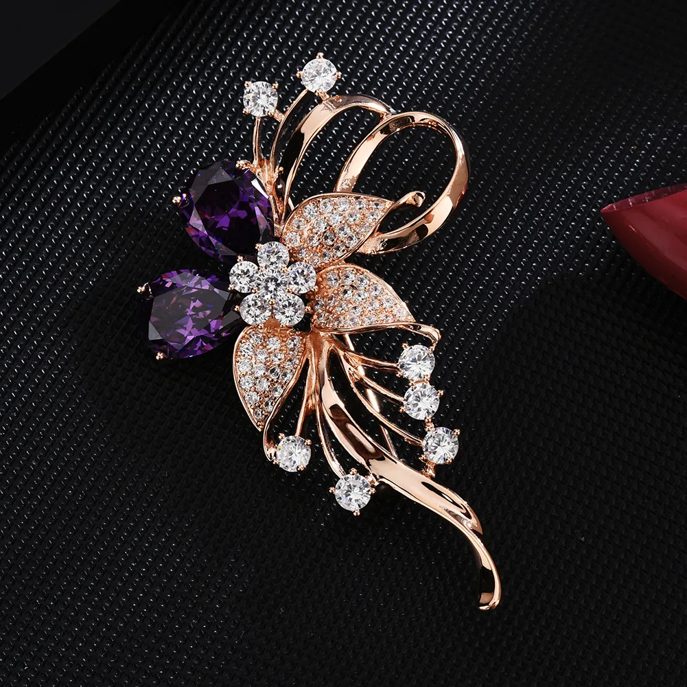 

Fashion Zircon Women's Suit Flower Brooch Simple Plant Pin Coat Accessories Flower Brooch Wholesale