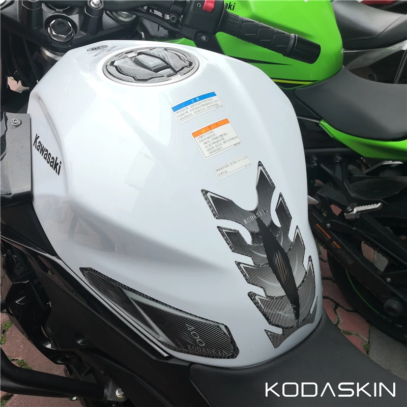 

KODASKIN 3D Printing Tank Cap Cover Protector Sticker For KAWASAKI Z400