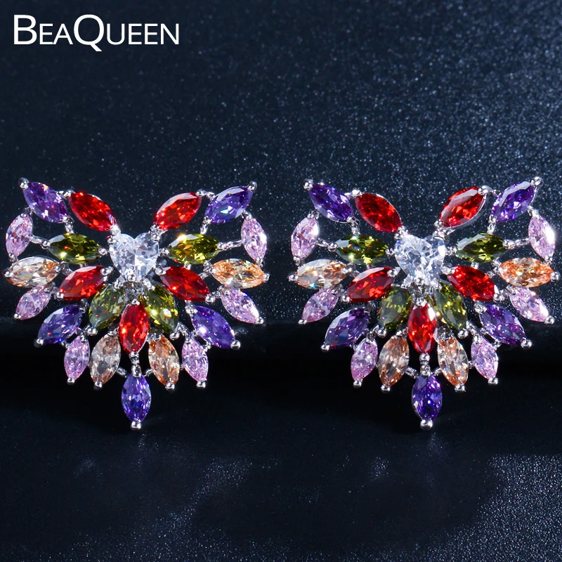 Женские серьги-гвоздики с крупным сердцем BeaQueen разноцветные циркониевые серьги