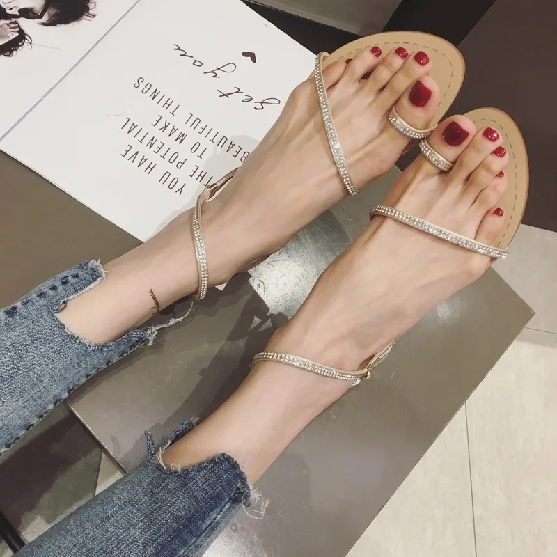

Flat Sandals Female Summer 2018 Korean-style Simple Versatile Students Man-made Diamond Fairy of Shoes with Diamond Split Toe Gl