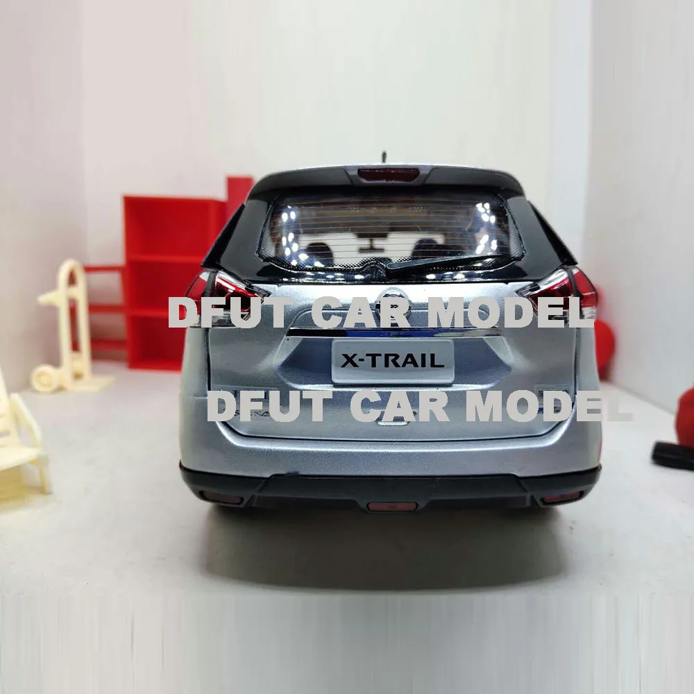 Литая модель автомобиля 1:18 X TRAIL литая из металлического сплава игрушка подарок